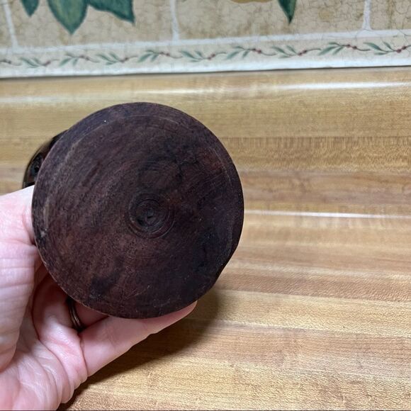 Hand carved vintage wooden goblet with elephants - Picture 4 of 6